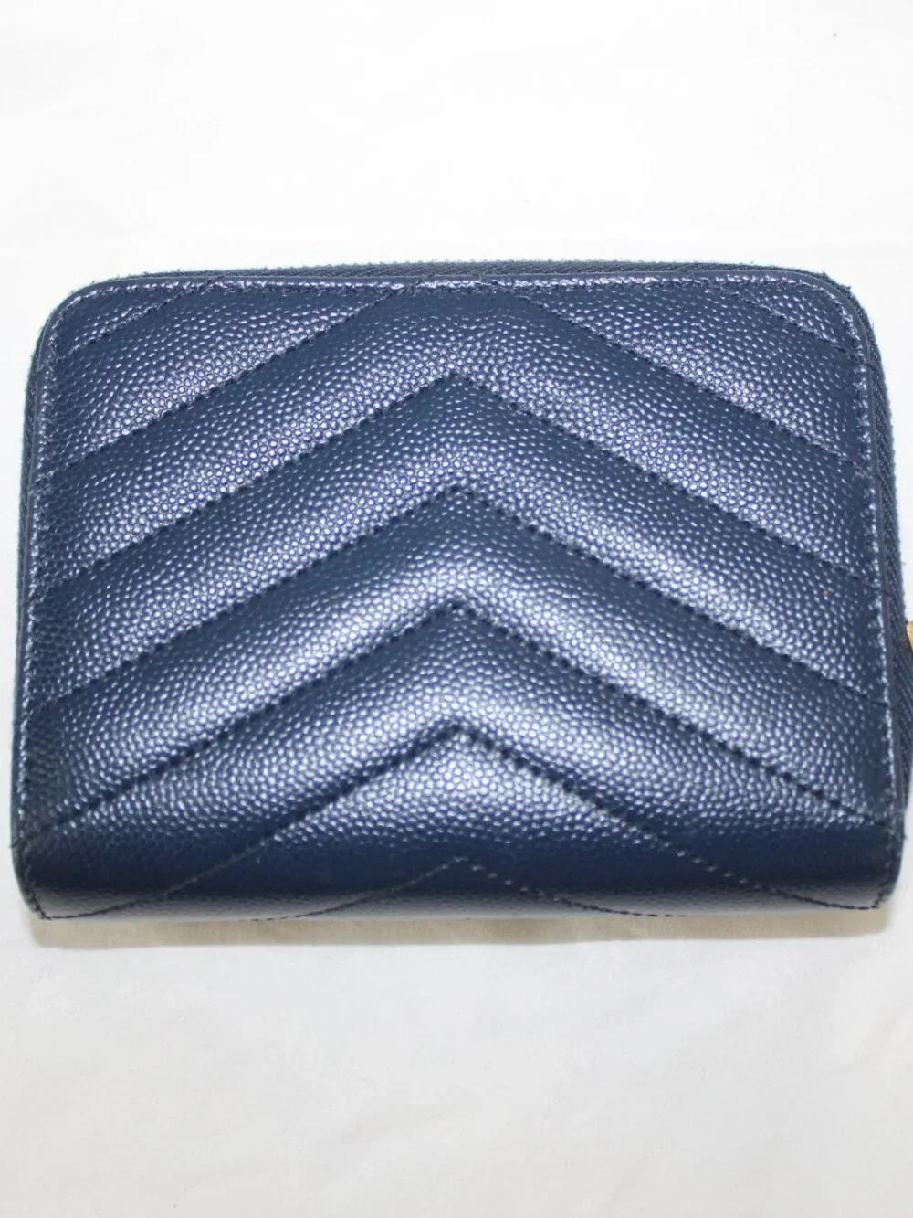 Saint Laurent YSL Grain De Poudre Matelasse Chevron Monogram Zip Around Wallet - Picture 4 of 11